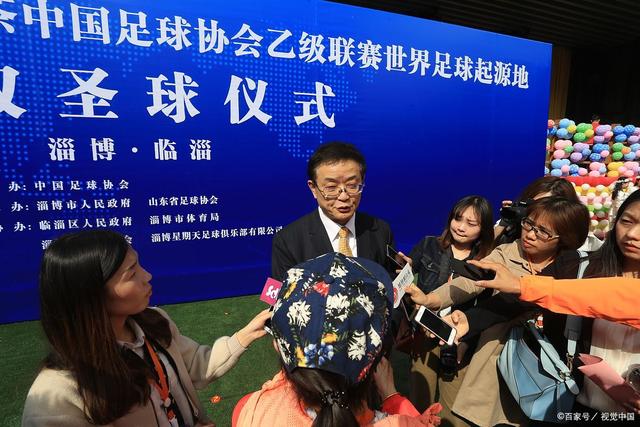 四川队半场领先天津5分 霍华德与沙克尔福德表现突出